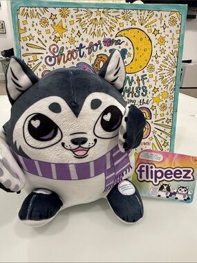 Flipeez Plush Husky Small Pet Toy - Gray & Purple
